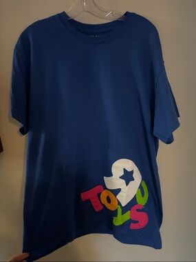 Vintage Toys R Us Shirt